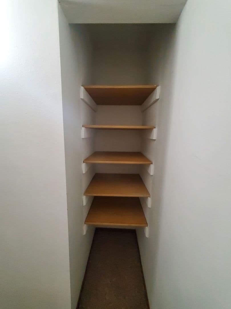 Madison Apartment: 5806 Raymond Road