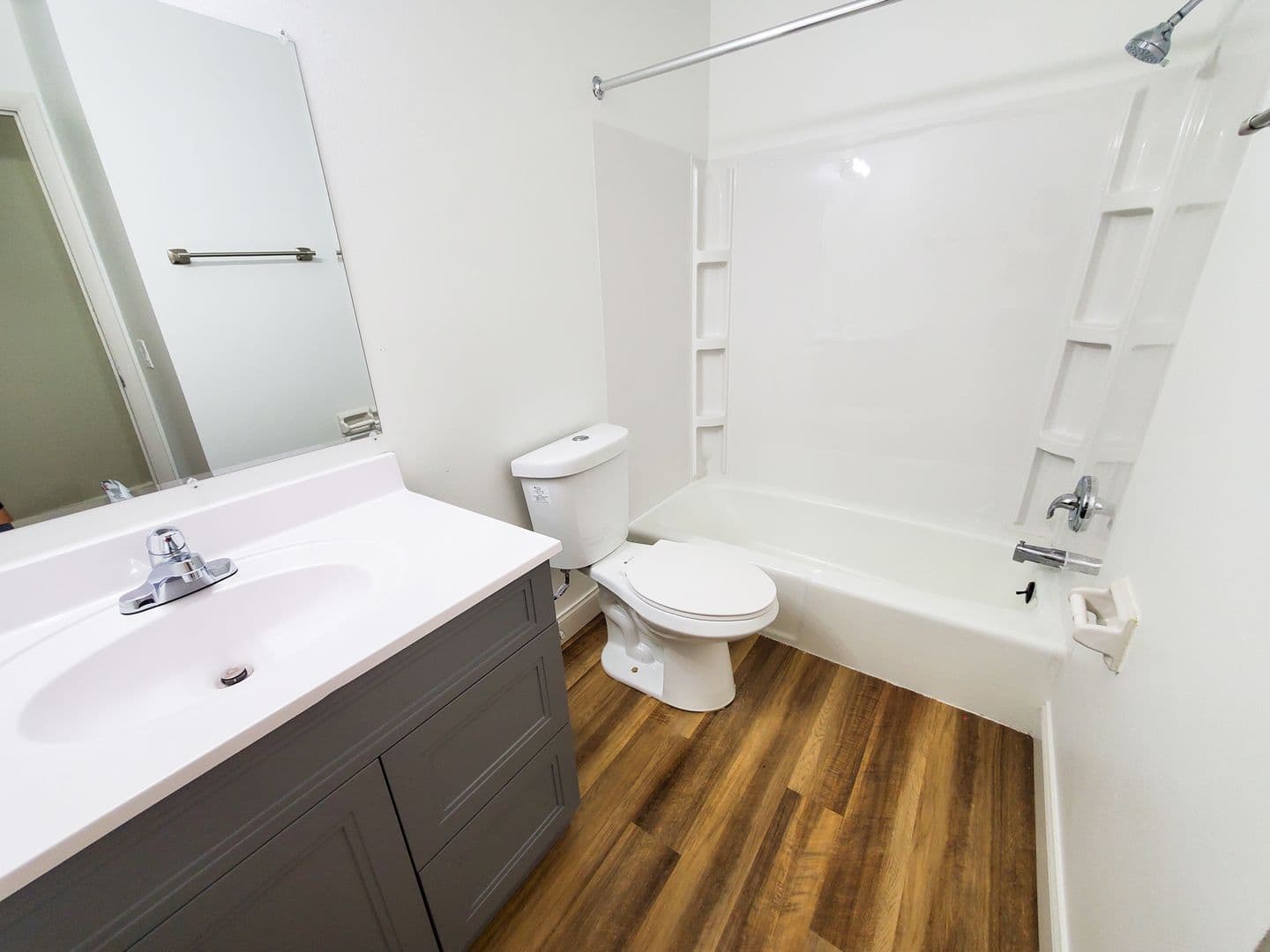 Fitchburg Apartment: 4929 Chalet Gardens Road
