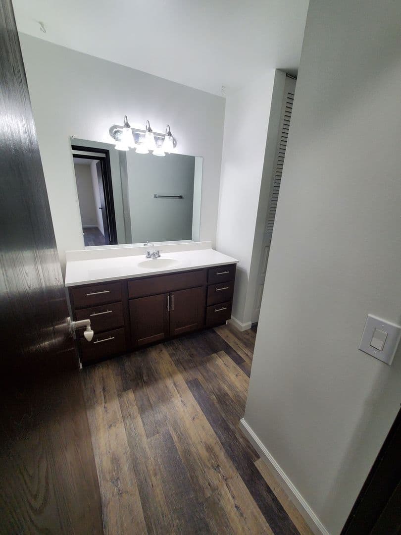 Fitchburg Apartment: 2113 Red Arrow Trail #1