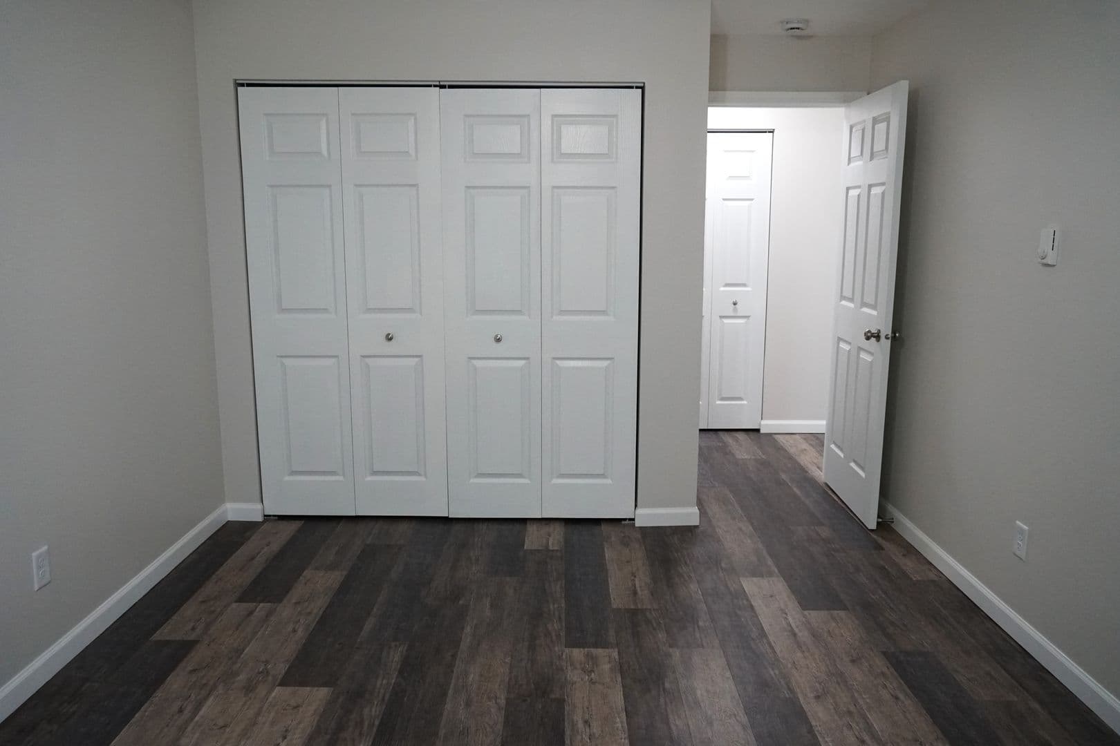 Madison Apartment: 5806 Raymond Road