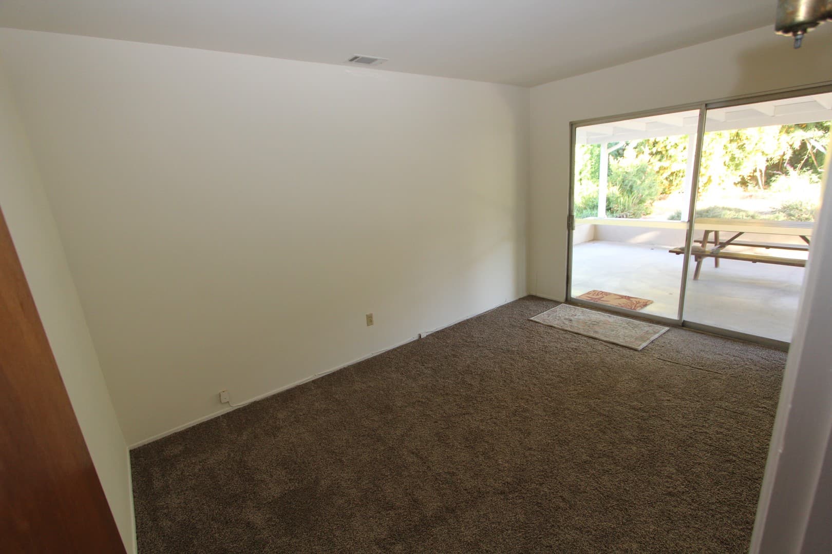 RIVERSIDE House: 117 W BLAINE ST
