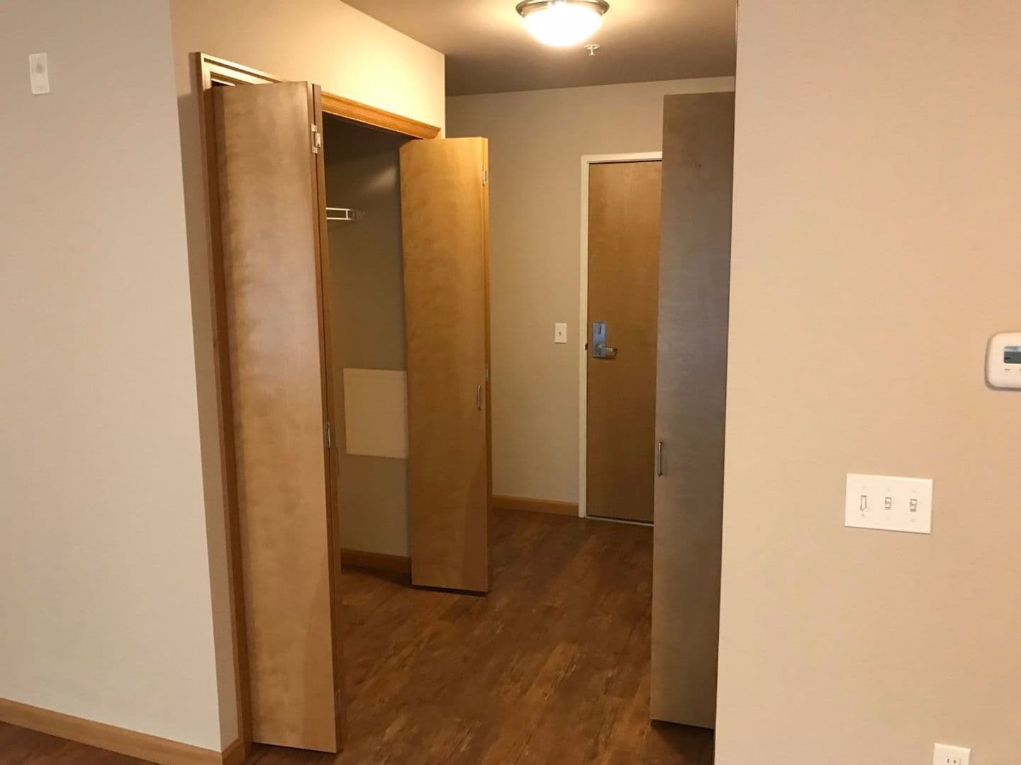PORTLAND Apartment: 2926 SW 4TH AVE