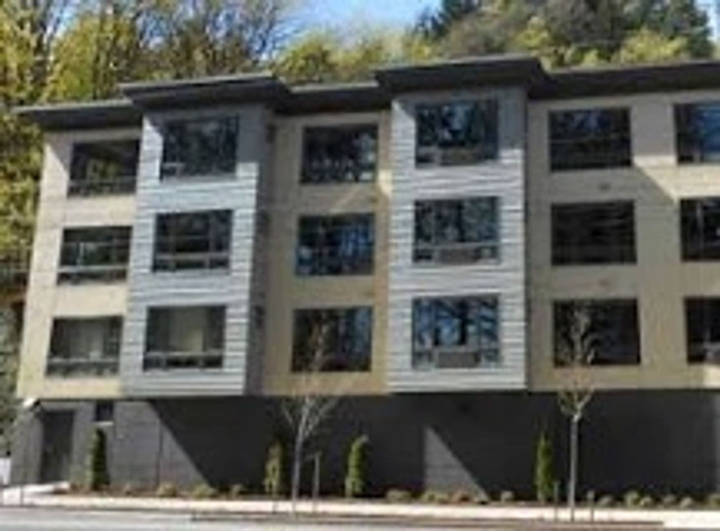PORTLAND Apartment: 2926 SW 4TH AVE