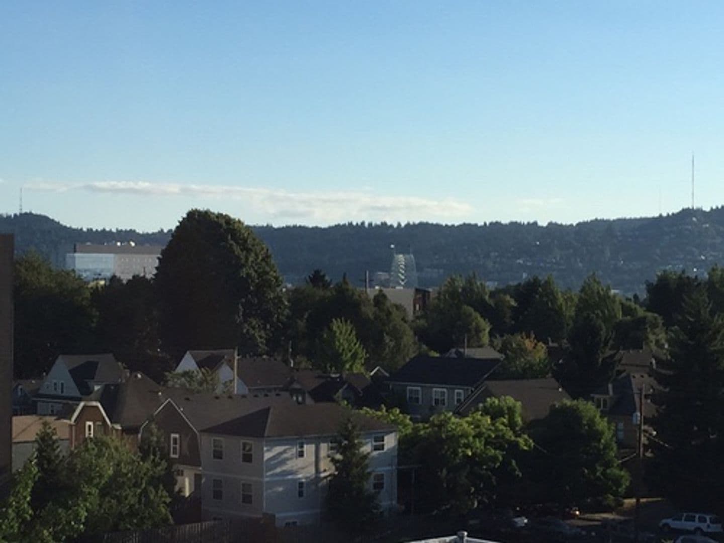 Portland Apartment: 405 NE Mason St