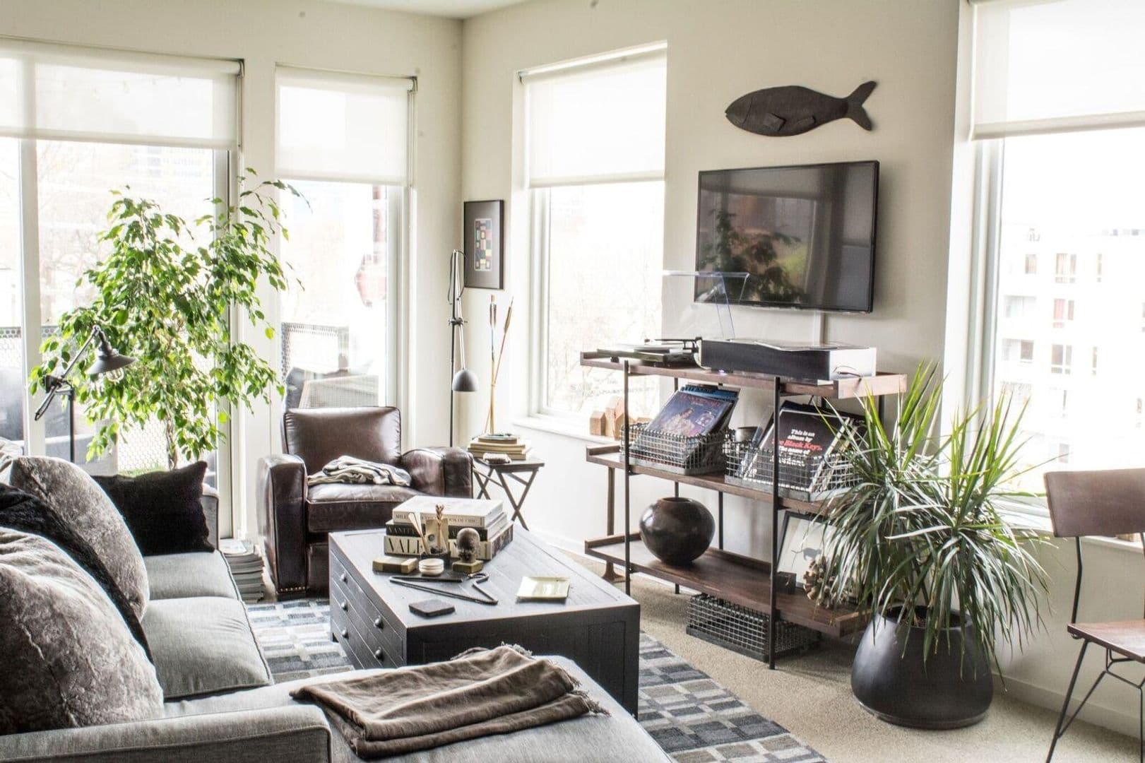 Milwaukee Apartment: 1601 N Jackson Street
