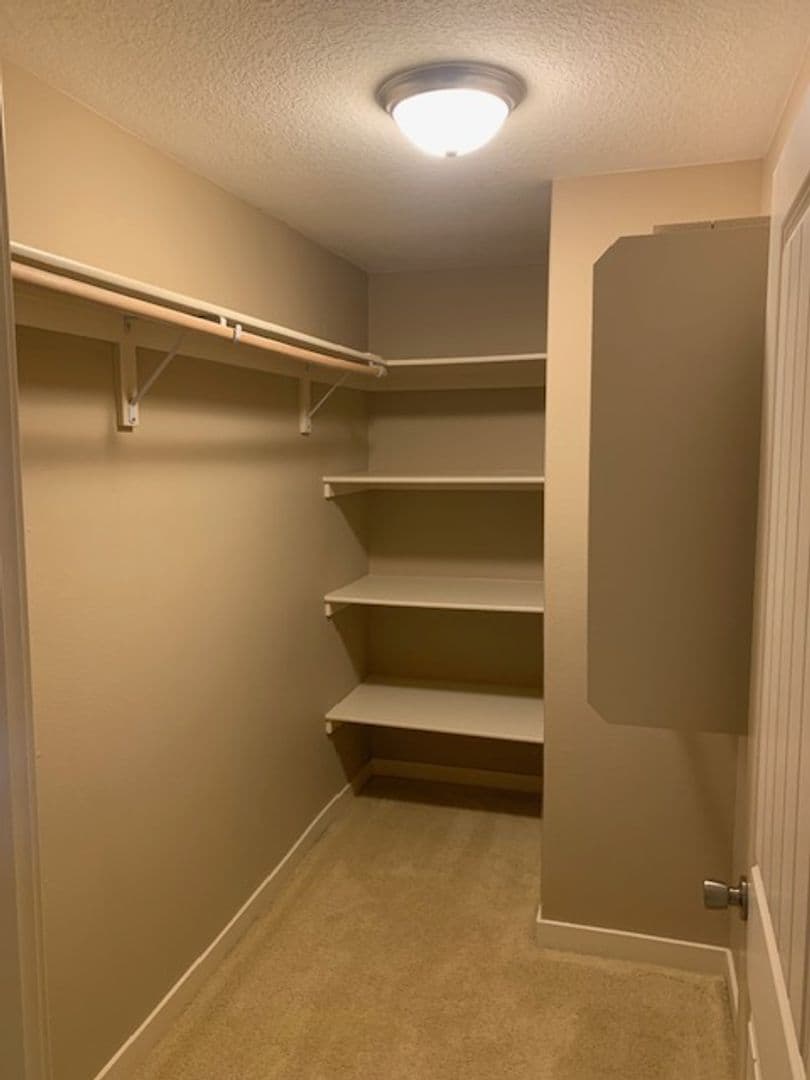 Portland House: 13907 SE Fircrest Street