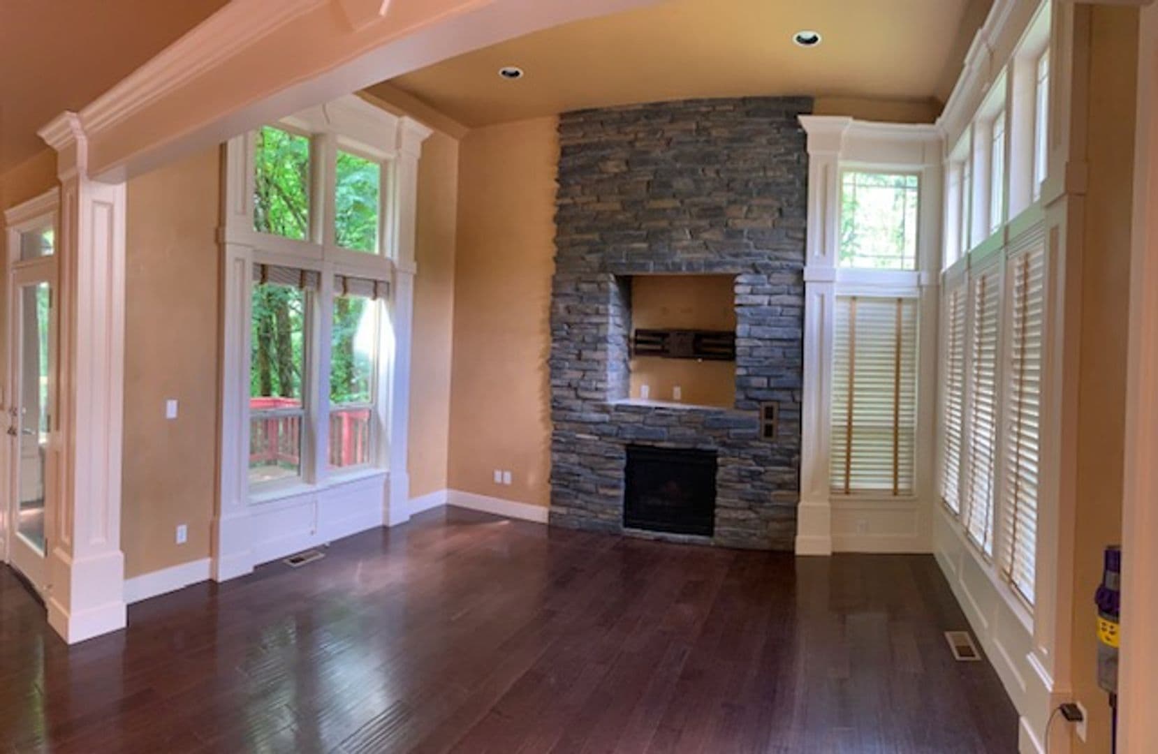 Portland House: 13907 SE Fircrest Street