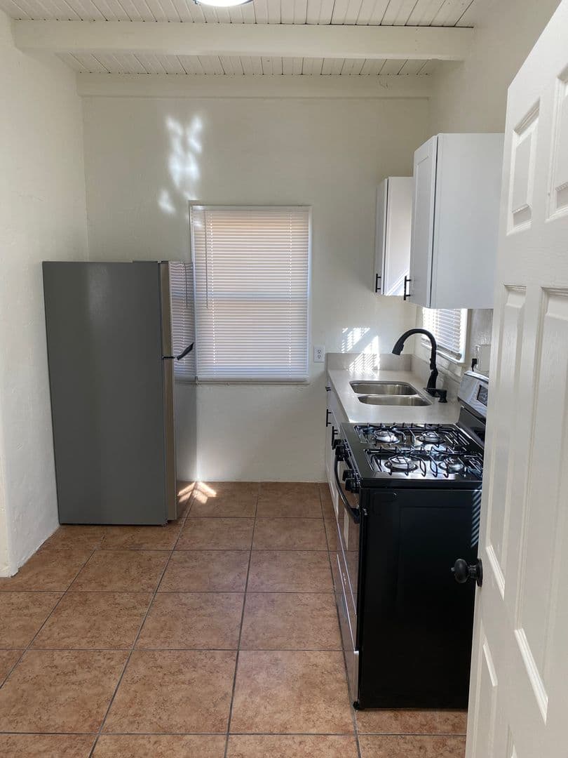 Tucson Apartment: 10 W. Rillito Street