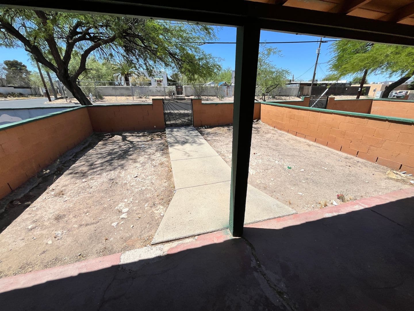 Tucson Apartment: 115 E. Alturas Street