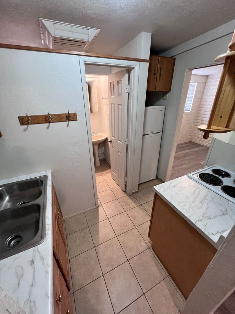 Tucson Apartment: 730 E. Limberlost Drive