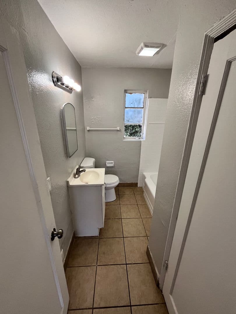 Tucson Apartment: 220 E. Fort Lowell Road