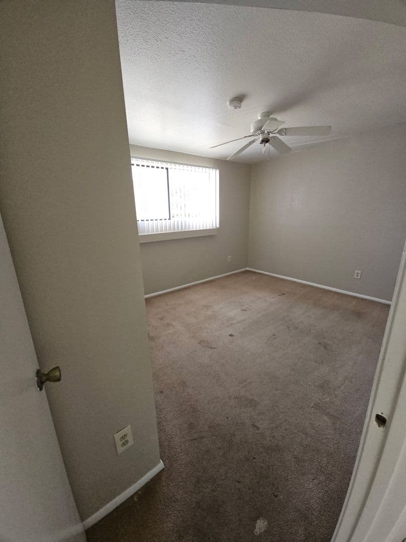 Mammoth Apartment: 14930 S. Highway 77