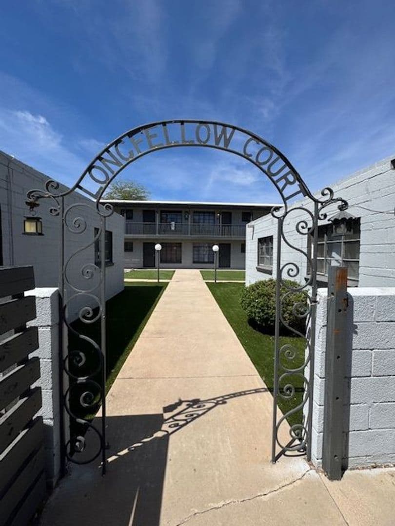 Tucson Apartment: 15-35 N. Longfellow Avenue
