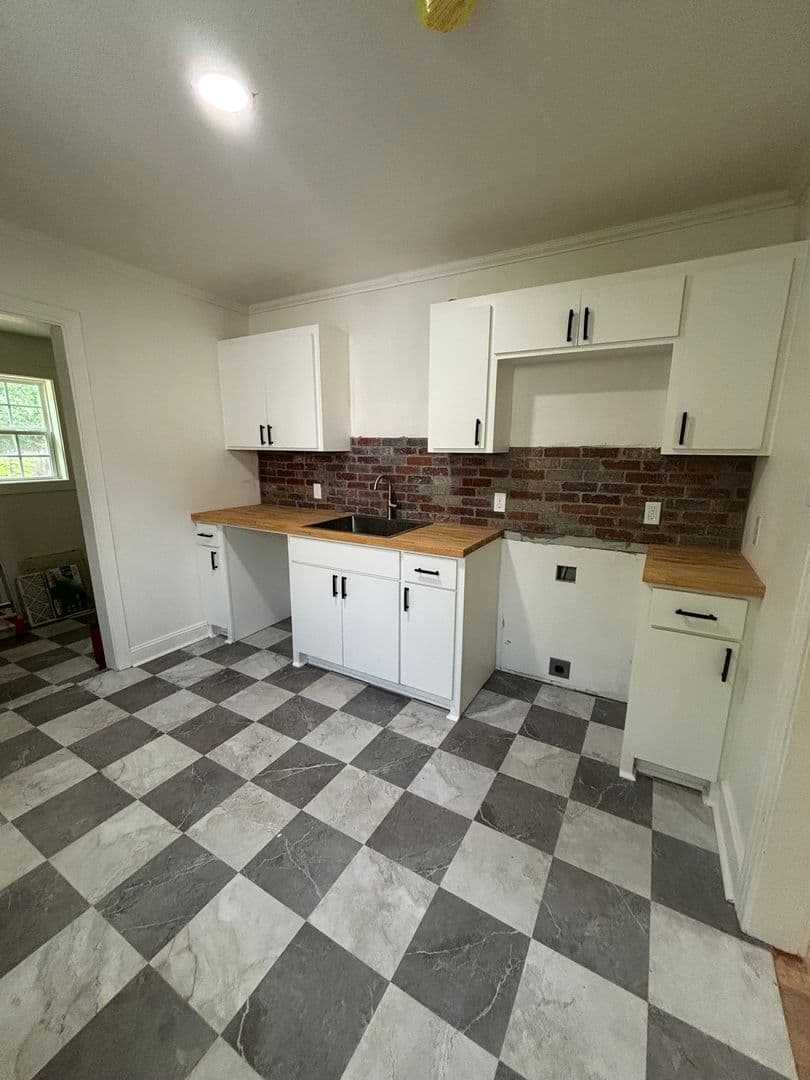 Bossier City House: 213 Kelly