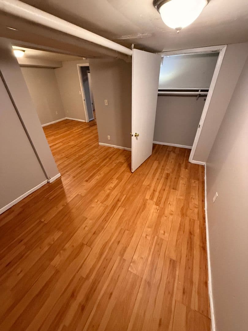 Minneapolis Apartment: 3718 Oakland Ave S
