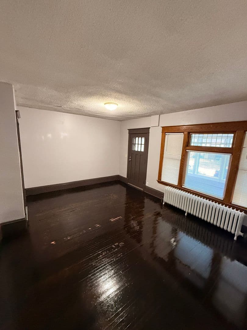 Minneapolis Apartment: 3718 Oakland Ave S