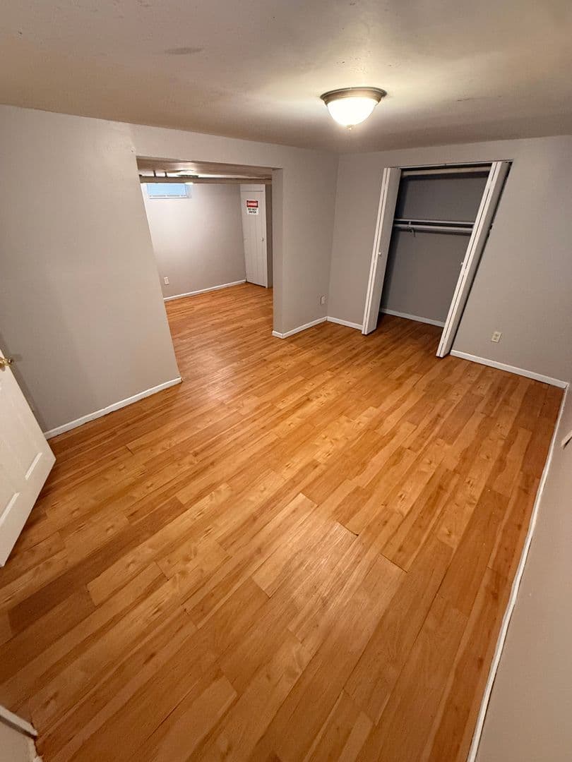 Minneapolis Apartment: 3718 Oakland Ave S