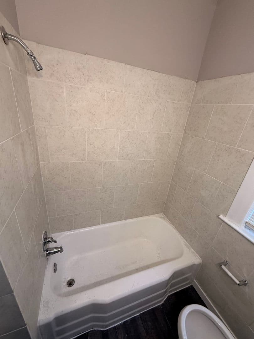 Minneapolis Apartment: 3718 Oakland Ave S