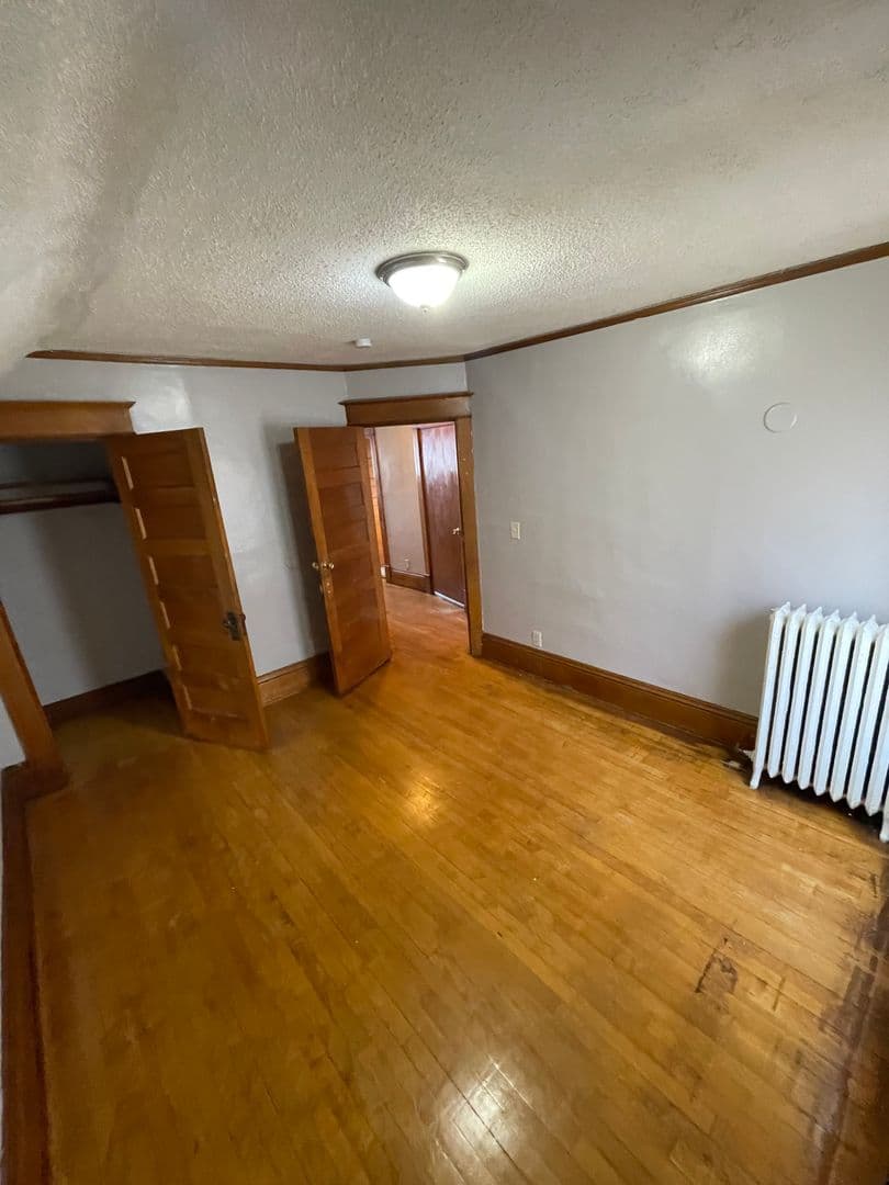 Minneapolis Apartment: 3718 Oakland Ave S