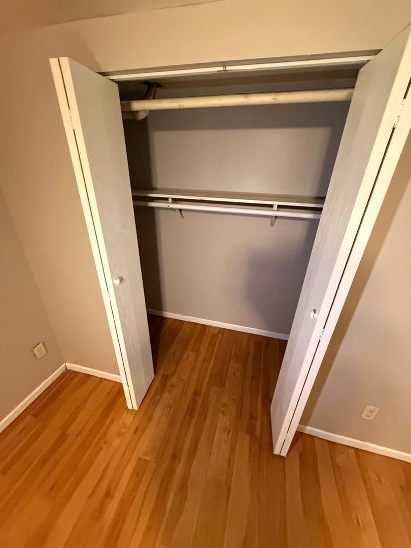 Minneapolis Apartment: 3718 Oakland Ave S