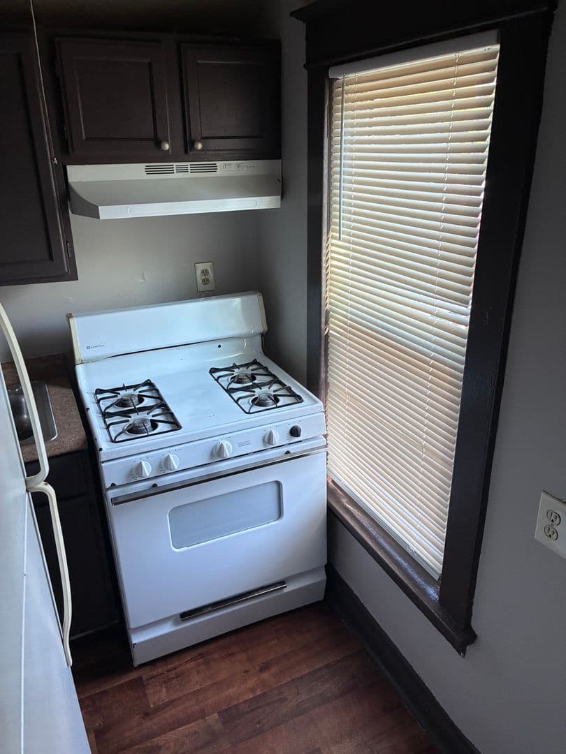 Minneapolis Apartment: 3705 Chicago Ave