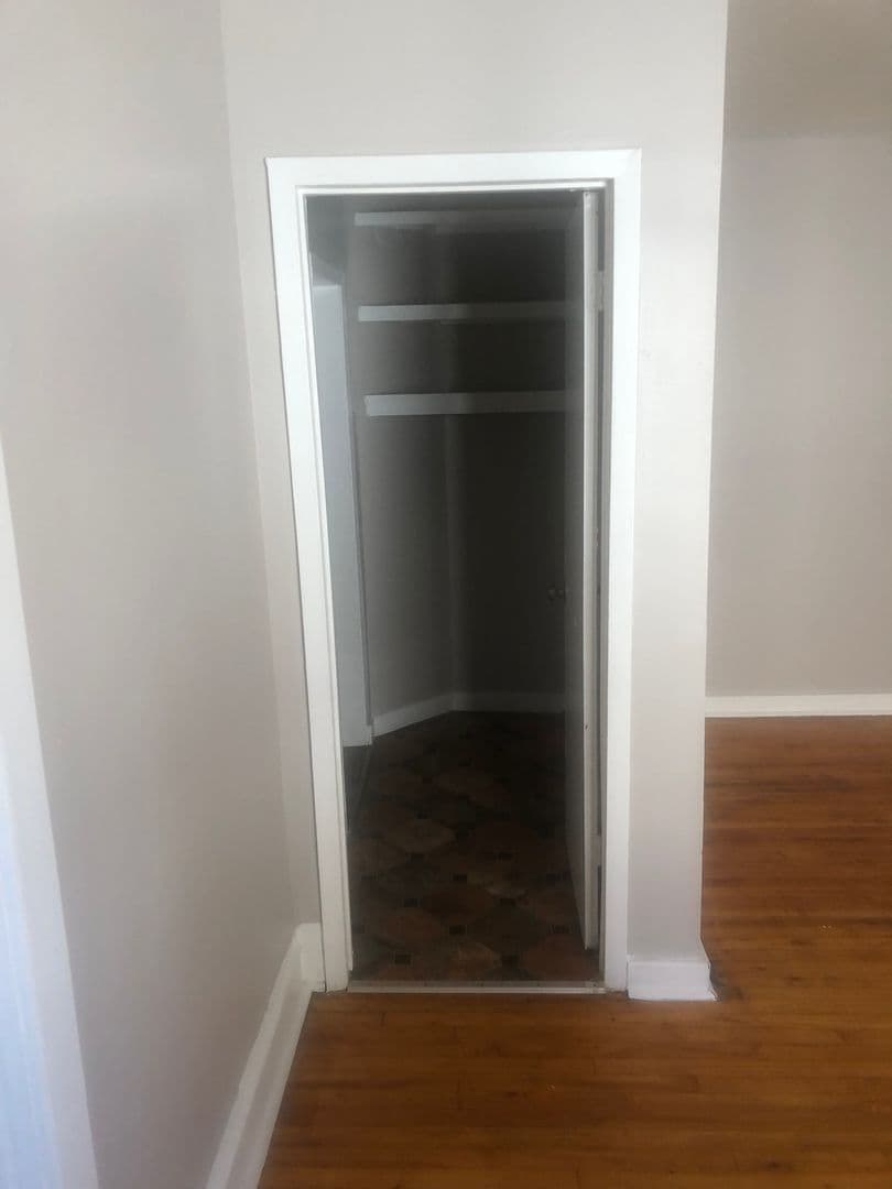 Minneapolis Apartment: 2941 Harriet Ave South