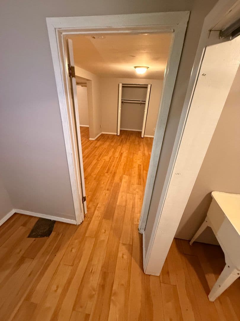 Minneapolis Apartment: 3718 Oakland Ave S