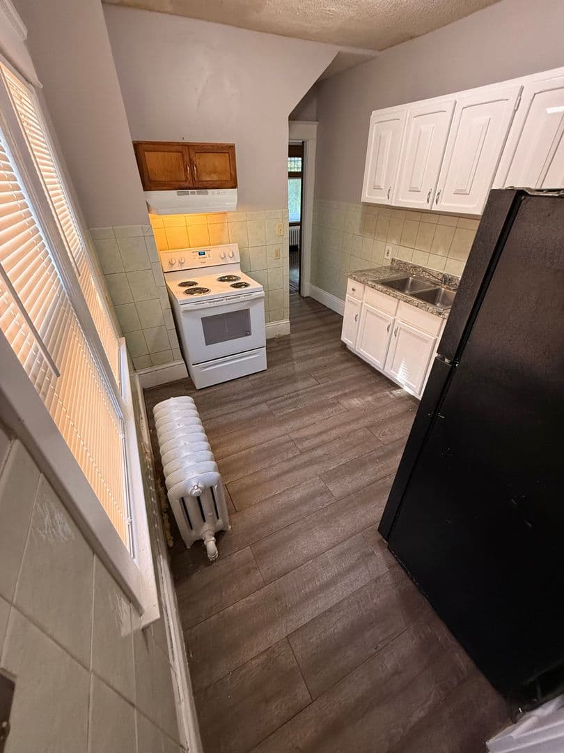 Minneapolis Apartment: 3718 Oakland Ave S