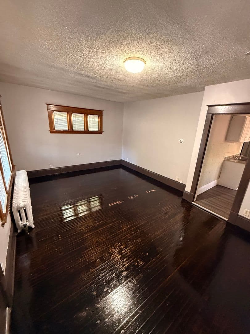 Minneapolis Apartment: 3718 Oakland Ave S