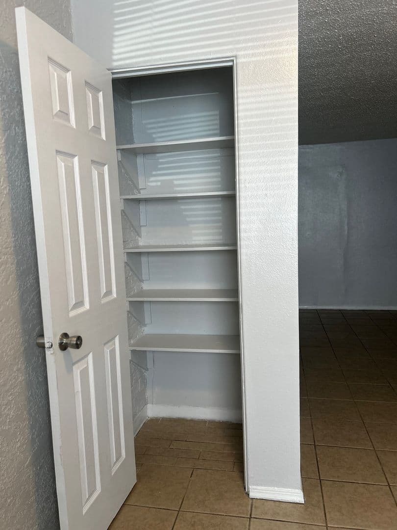 FORT SMITH Apartment: 2023 DALLAS ST