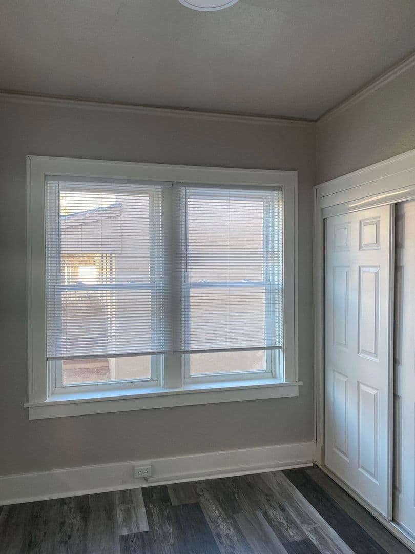 Sioux City Apartment: 301 21st Street