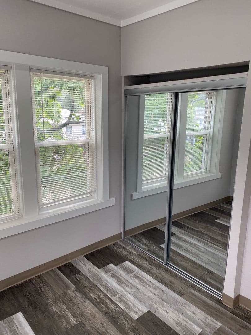 Sioux City Apartment: 301 21st Street