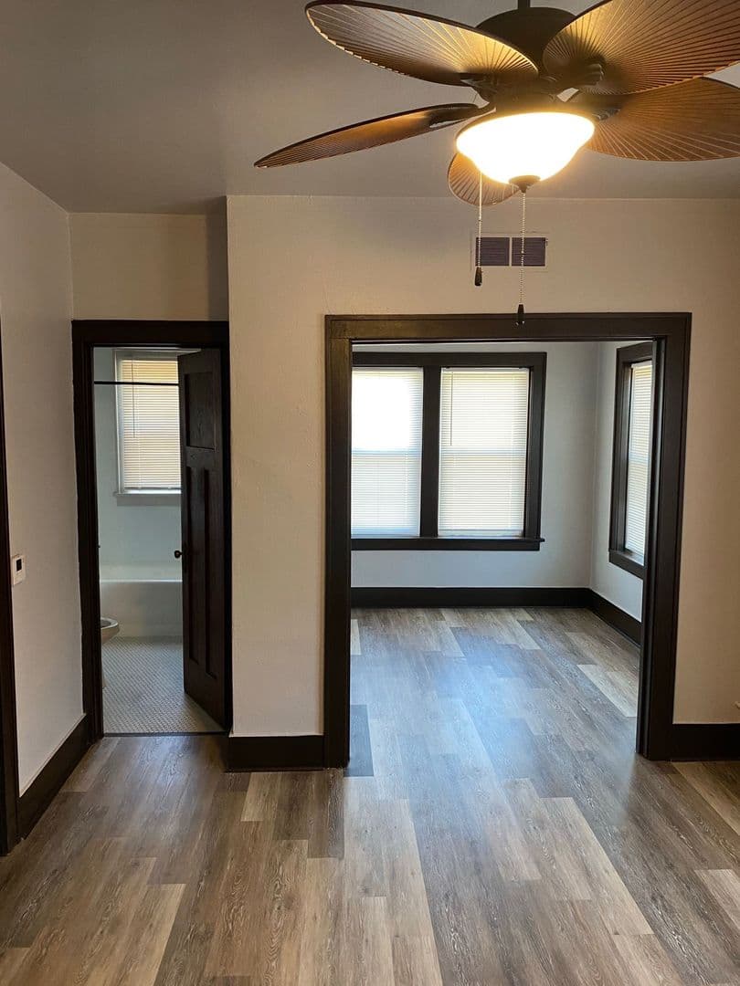 Sioux City Apartment: 301 21st Street