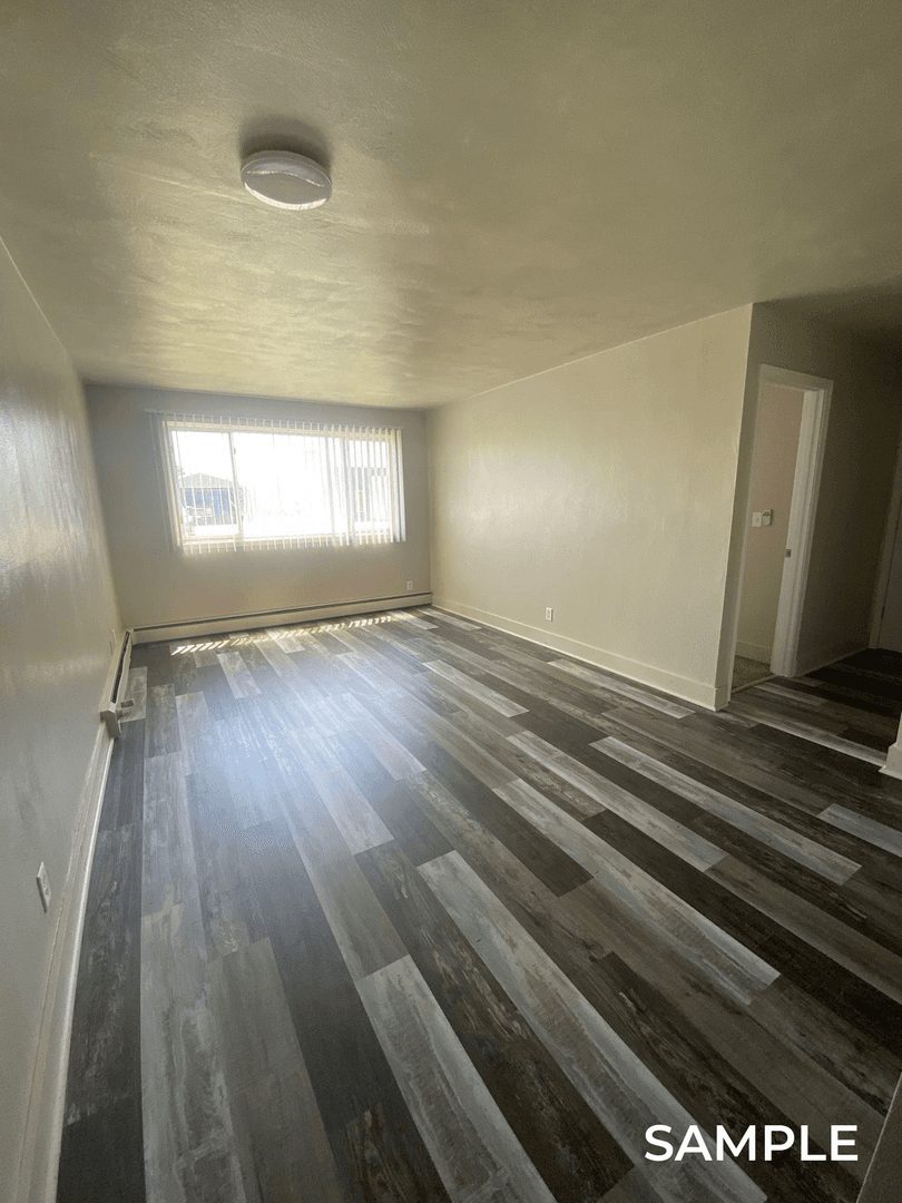So Sioux City Apartment: 300-310 W 33rd St