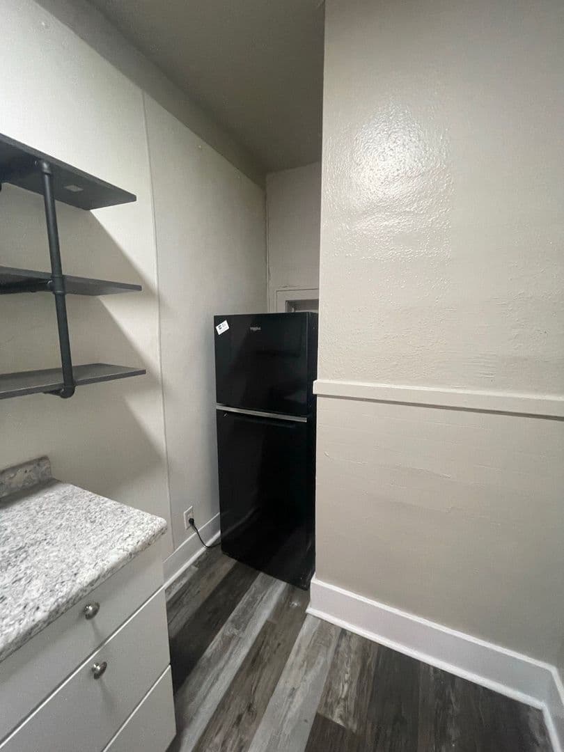 Sioux City Apartment: 301 21st Street