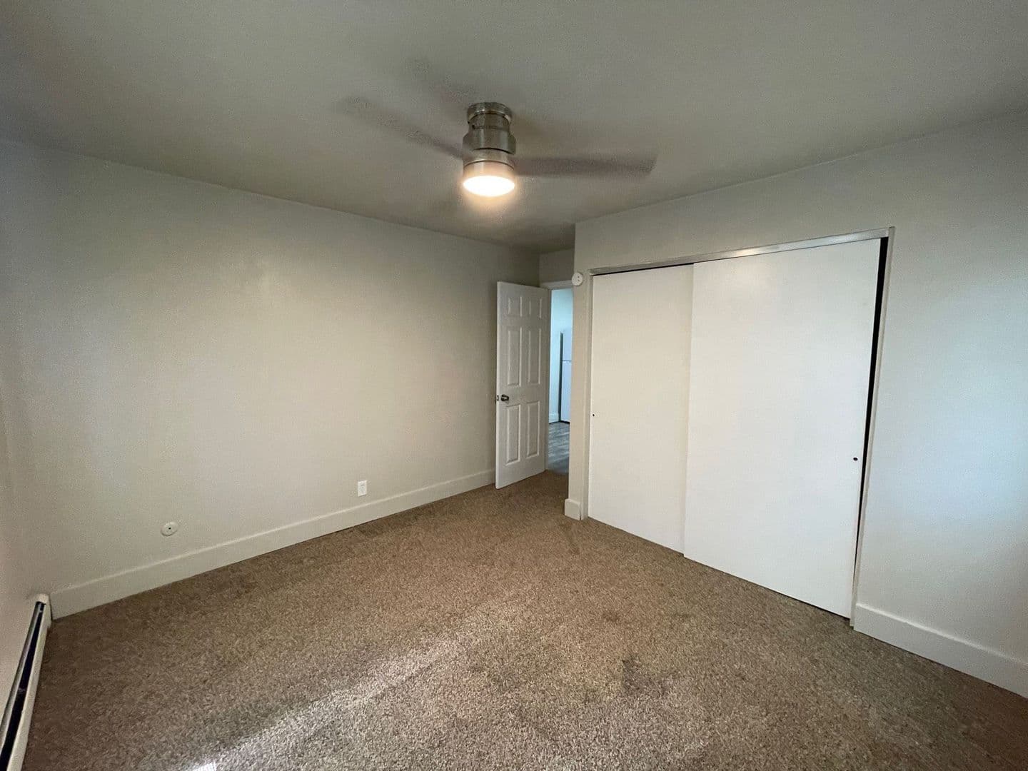 So Sioux City Apartment: 300-310 W 33rd St