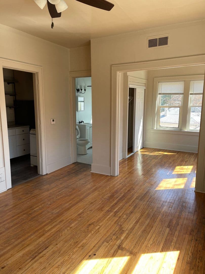 Sioux City Apartment: 301 21st Street