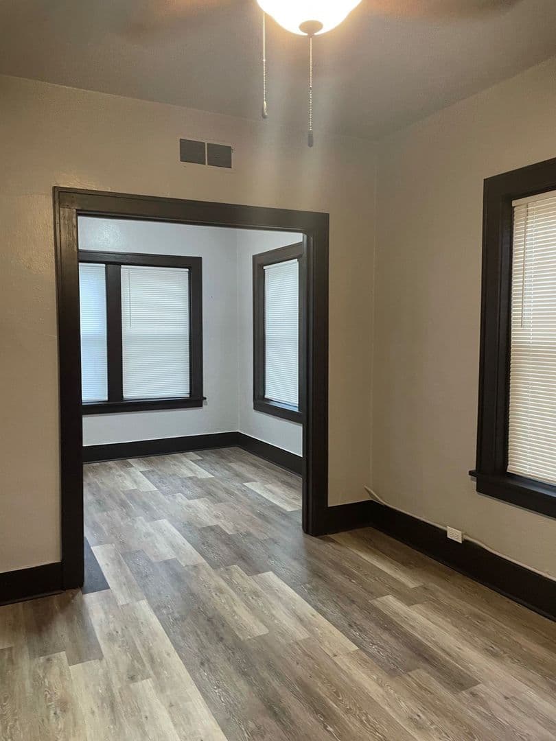 Sioux City Apartment: 301 21st Street