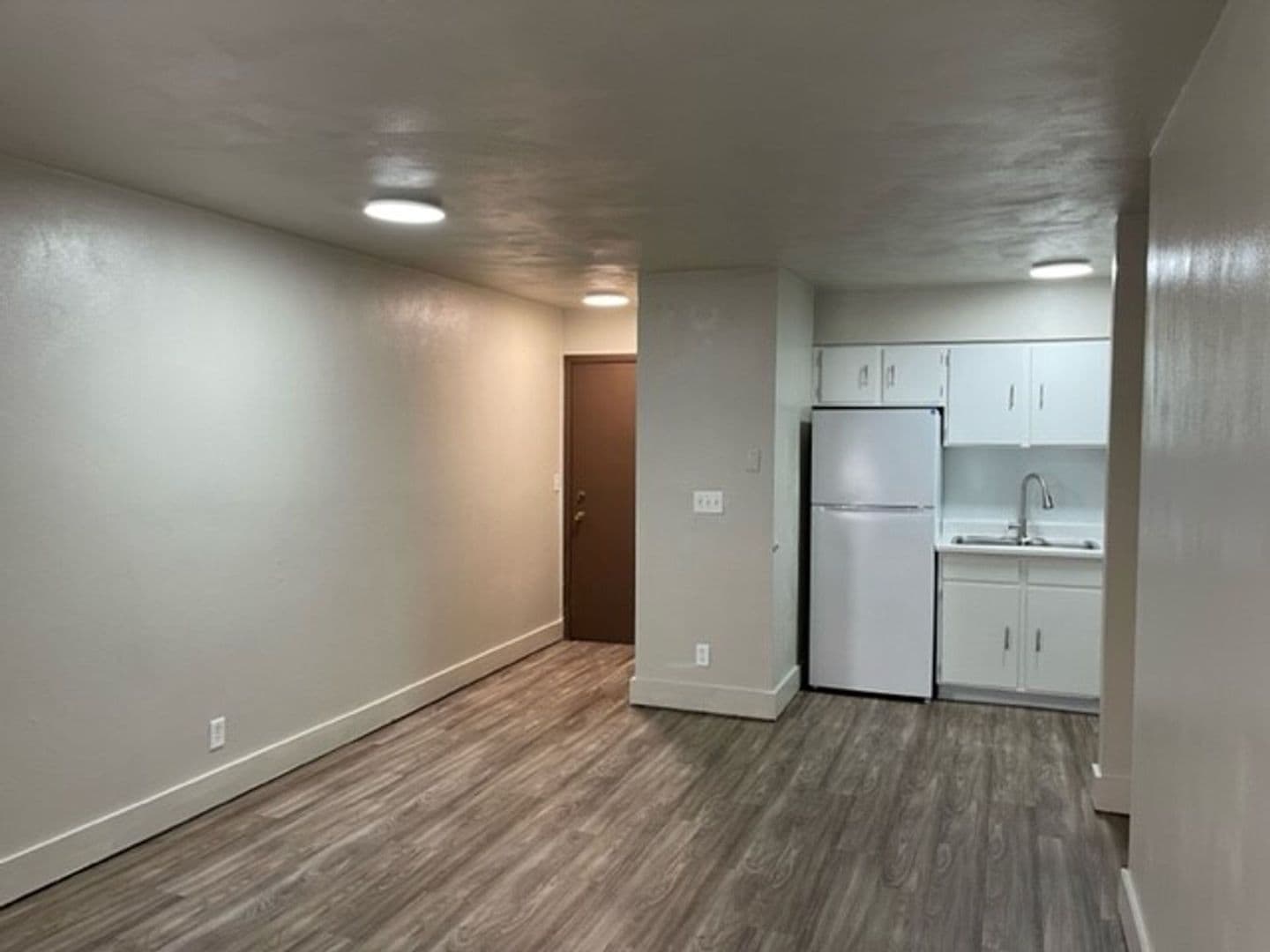 So Sioux City Apartment: 300-310 W 33rd St