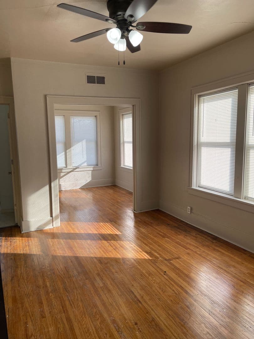 Sioux City Apartment: 301 21st Street