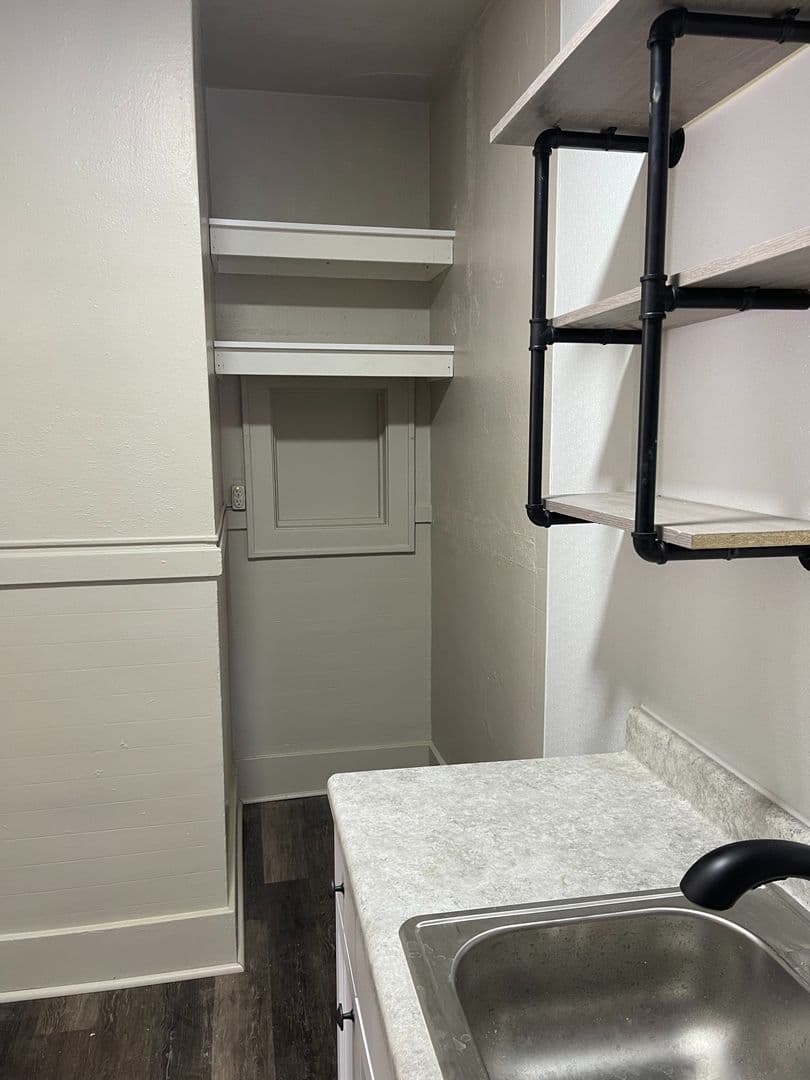 Sioux City Apartment: 301 21st Street