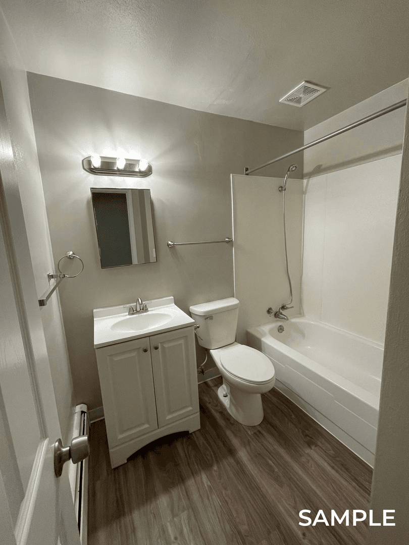 So Sioux City Apartment: 300-310 W 33rd St