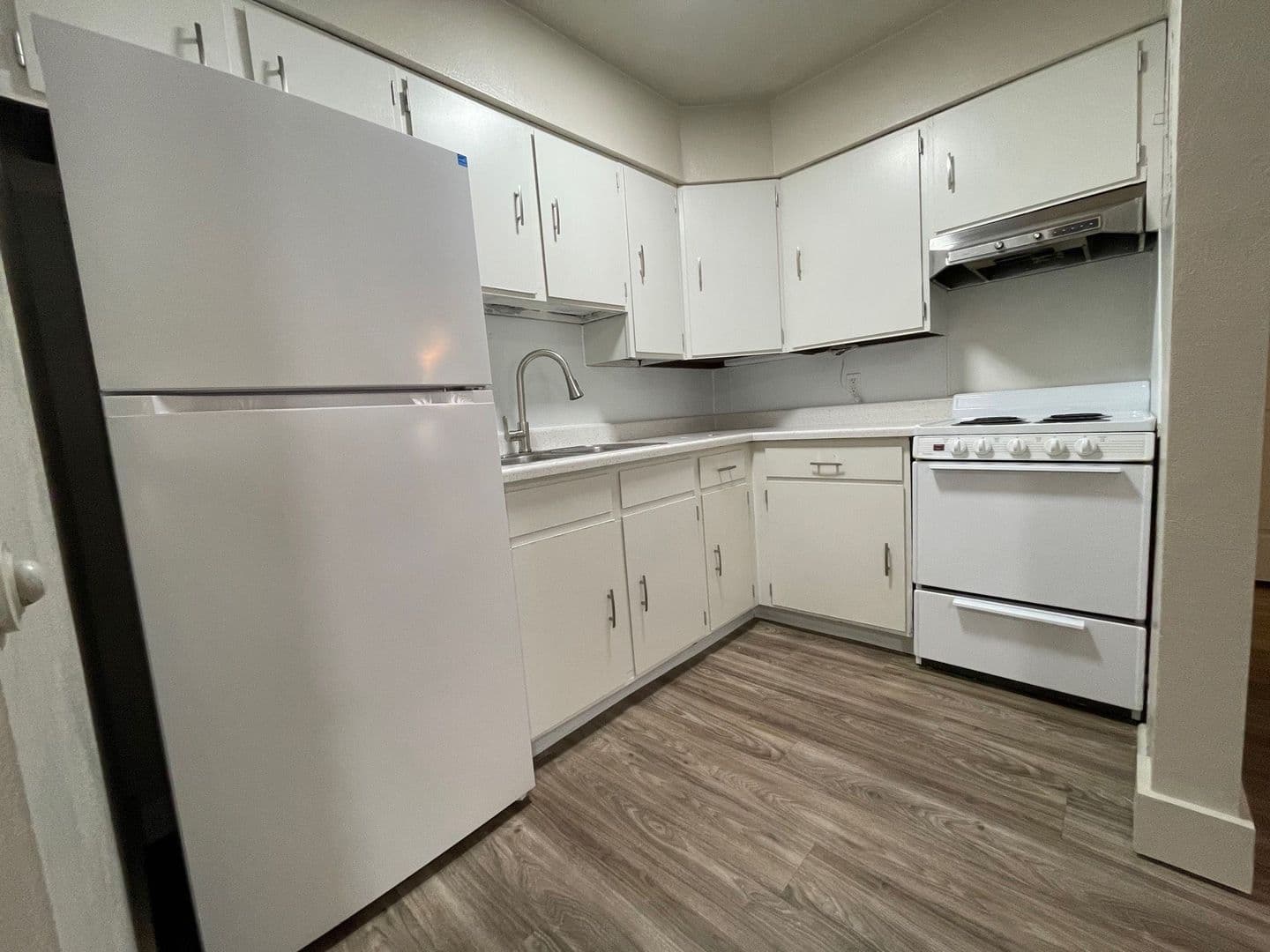 So Sioux City Apartment: 300-310 W 33rd St