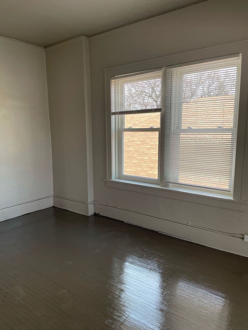 Sioux City Apartment: 301 21st Street
