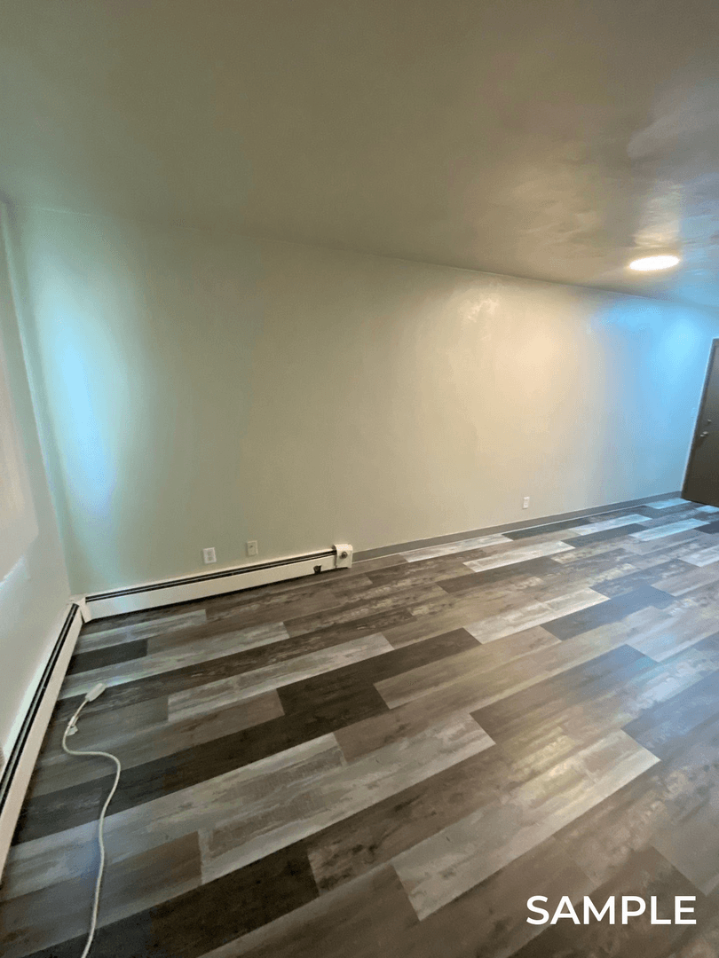 So Sioux City Apartment: 300-310 W 33rd St