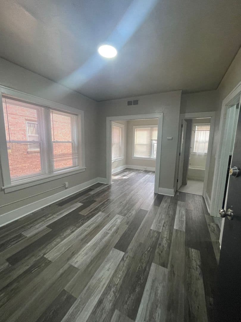 Sioux City Apartment: 301 21st Street