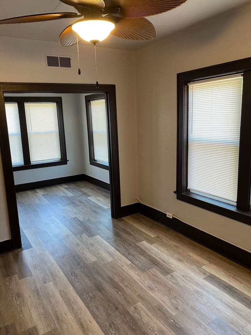 Sioux City Apartment: 301 21st Street