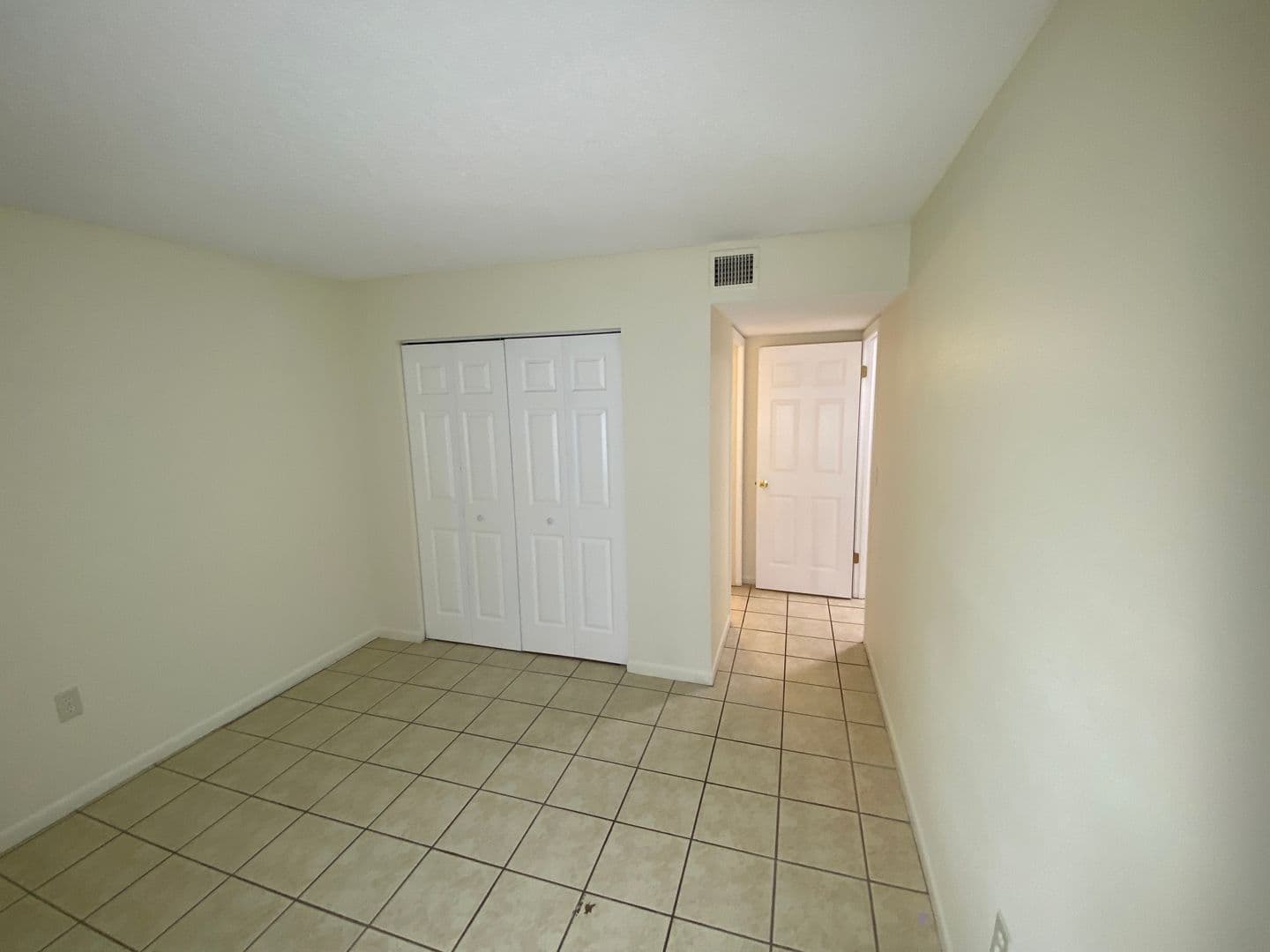 Deltona Condo: 130 Jasmine Woods Ct #12A