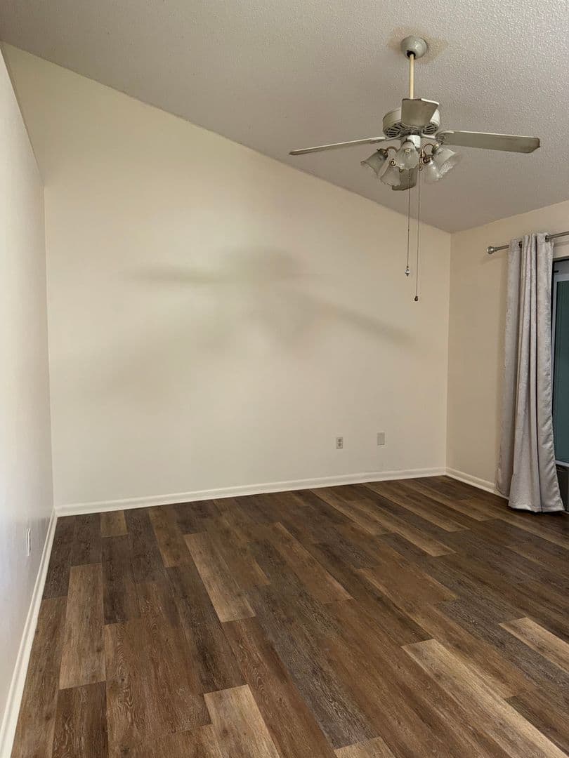 DeBary Condo: 250 Terrace Hill Blvd