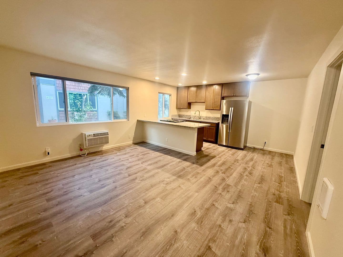 Bishop Apartment: 467 S. Fowler St.